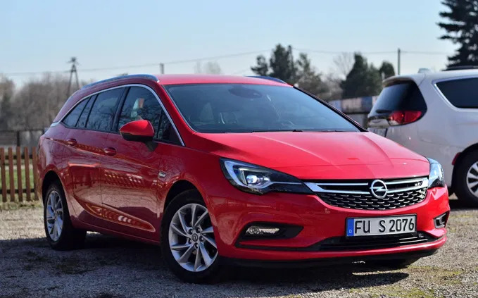 piastów Opel Astra cena 38750 przebieg: 190600, rok produkcji 2017 z Piastów